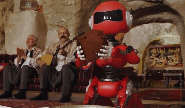 TEKNOFEST robotu sıra gecesinde çiğköfte yoğurdu