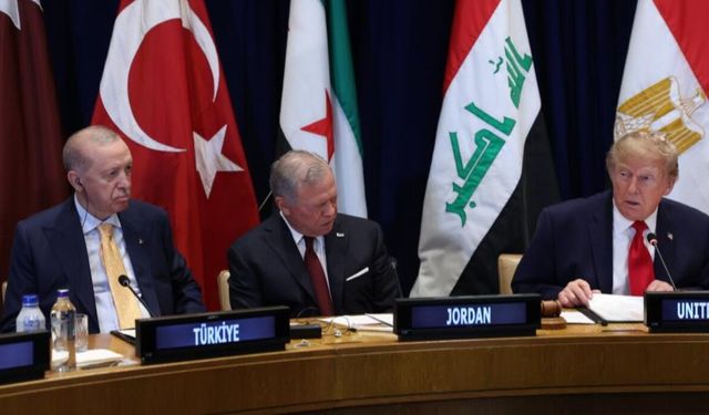 Trump'tan Cumhurbaşkanı Erdoğan’a övgüler: "Harika bir adam, o tam bir sert adam, onunla uğraşmayın"