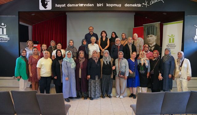 Tepebaşı’nda kadın üreticilere gıda hijyeni eğitimi
