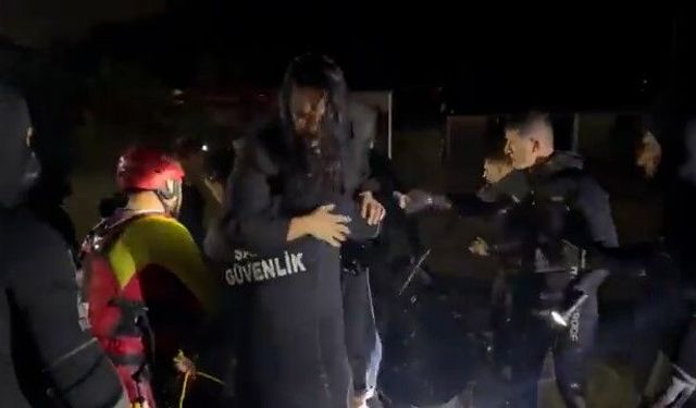 Sarıyer'de selde mahsur kalan Demet Özdemir kurtarıldı