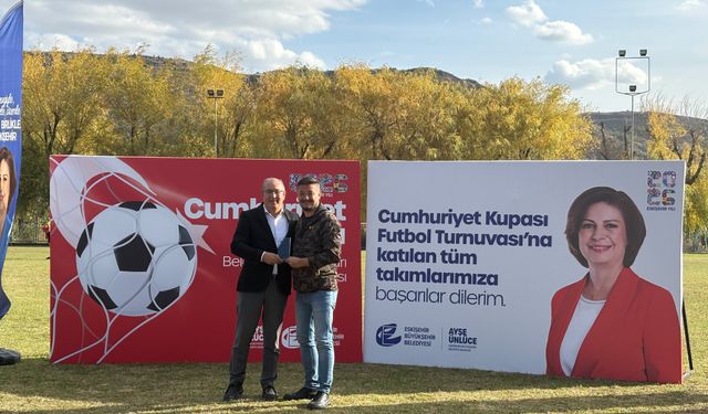 Belediye çalışanları Cumhuriyet Kupası'nda buluştu