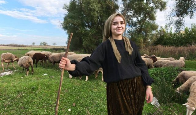 Devlet desteğiyle çiftçi olan genç kadın, hayallerine kavuştu