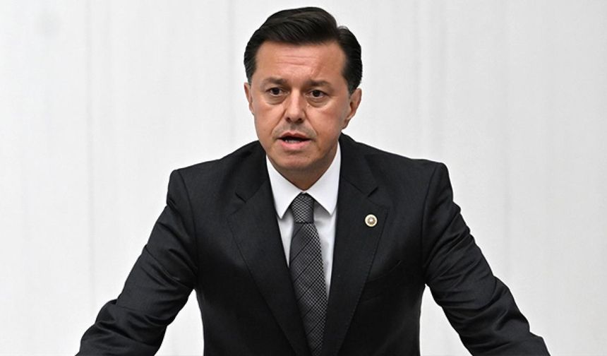 Nebi Hatipoğlu’ndan Beylikova tepkisi: “Şehrin kaderini değiştirecek projeye engel oluyorlar”