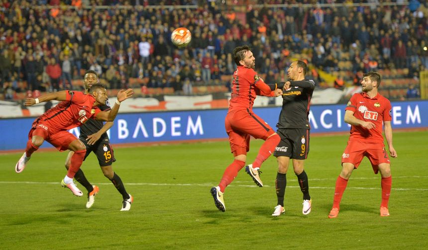 Konyaspor'dan Eskişehirspor'a: Acele de yok silmek de yok