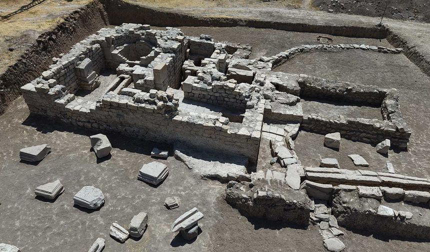 Bin 700 yıllık Roma hamamında yerden ısıtmalı sistem ortaya çıktı