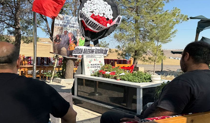 Narin'in ölüm yıl dönümünün ardından mezarında sadece babası kaldı