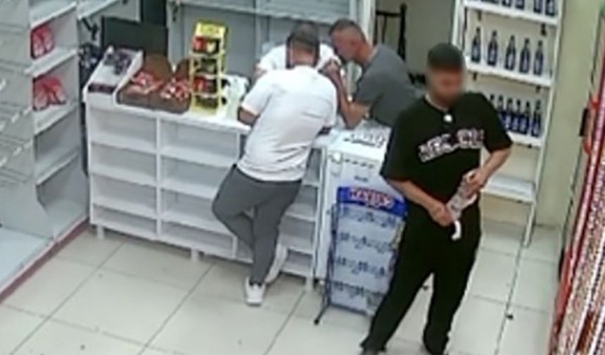 Arnavutköy’de pes dedirten hırsızlık: İçeceği eşofmanına gizleyip çaldı