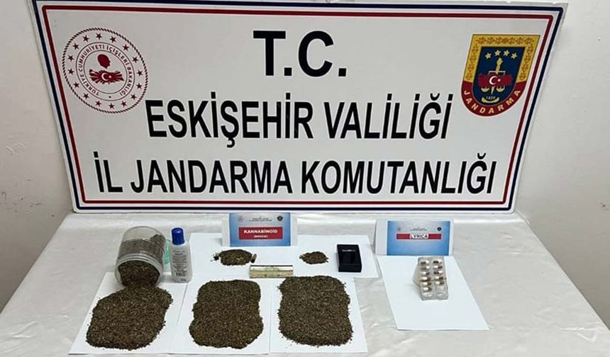 Eskişehir'de Jandarma uyuşturucuya geçit vermedi: 1 tutuklama, 7 şüpheliye soruşturma