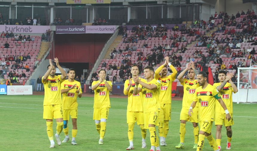 Eskişehirspor'dan 29 Ekim Cumhuriyet Bayramı mesajı