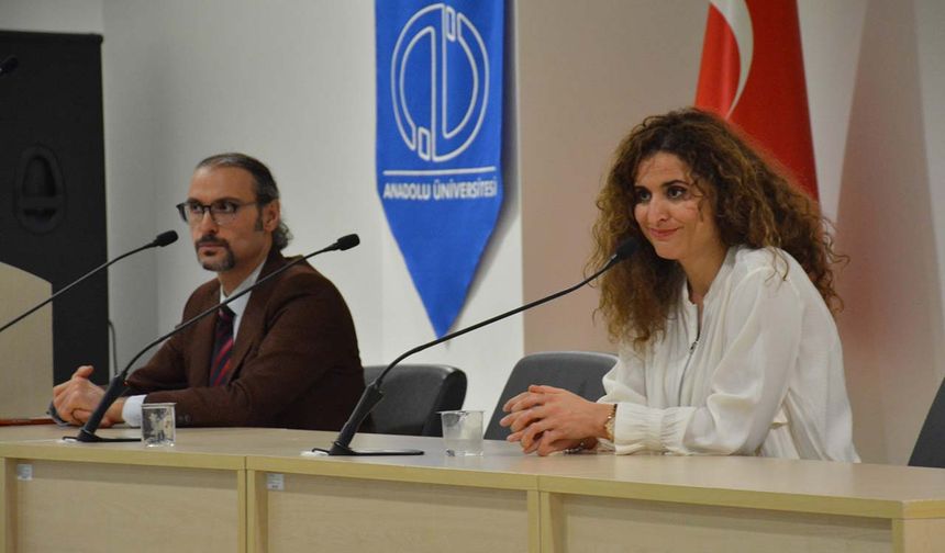 Eskişehir'de Eğitim Fakültesi'nde "Çocuk Haklarına İlişkin Güncel Gelişmeler" konuşuldu