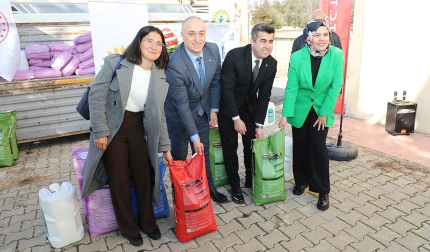 Eskişehir'de çiftçilere gübre desteği: İyi Tarım projesi sürdürülüyor