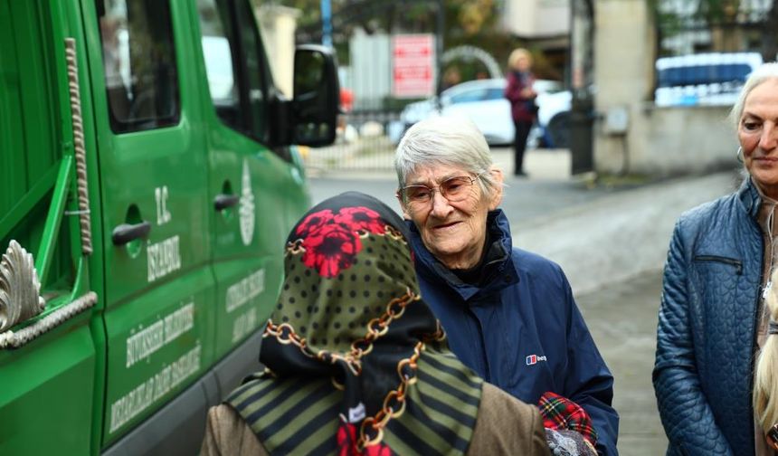 Canan Karatay'ın eşi Ali Başak Karatay son yolculuğuna uğurlandı