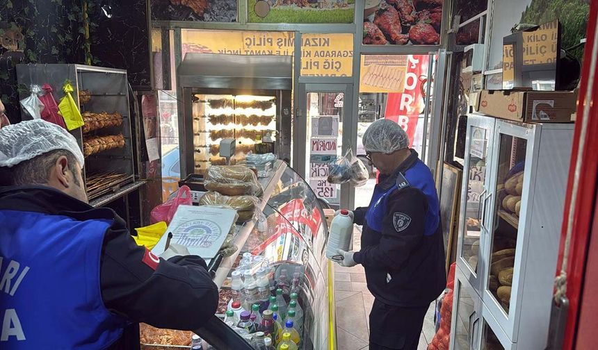 Odunpazarı’nda artan zehirlenme vakaları sonrası marketlerde sıkı denetim