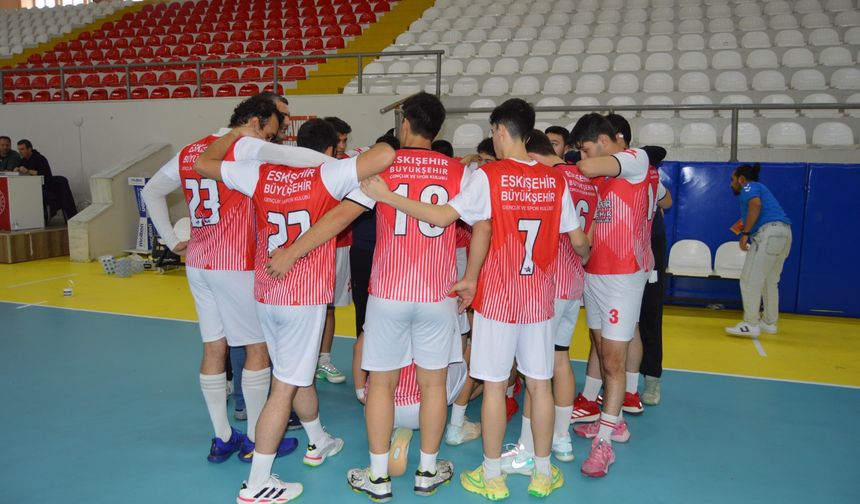 Hentbolda yüzümüz güldü 50-32