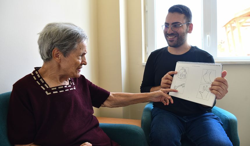 Tepebaşı Alzheimer Konukevleri yüzlerce aileye nefes oluyor