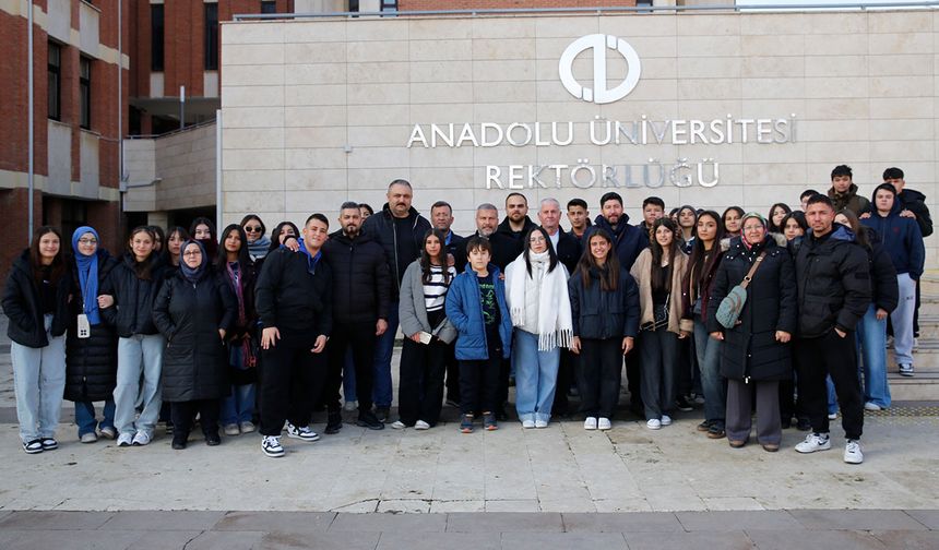 Anadolu Üniversitesi’ne yoğun ilgi: 2025’te 27 bin aday öğrenci Eskişehir’e akın etti