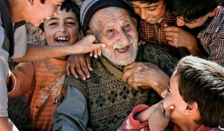 Mehmet Göktekin yazdı: Oldum olası şu kepçe işlerine ayar oluyorum…