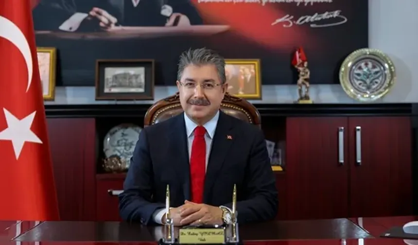 Can Hacıoğlu yazdı: Geceleyin sönmeyen ışık