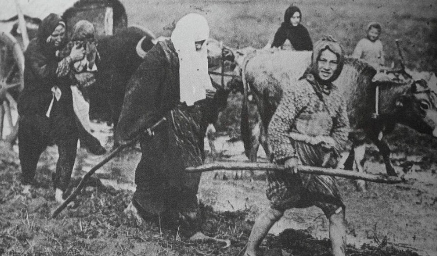 Can Hacıoğlu yazdı: Muhacirler