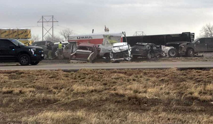ABD’de kum fırtınası zincirleme kazaya yol açtı: 4 ölü, 29 yaralı