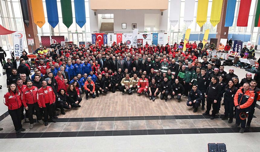 Anadolu Üniversitesi’nde 6 Şubat depremi anıldı