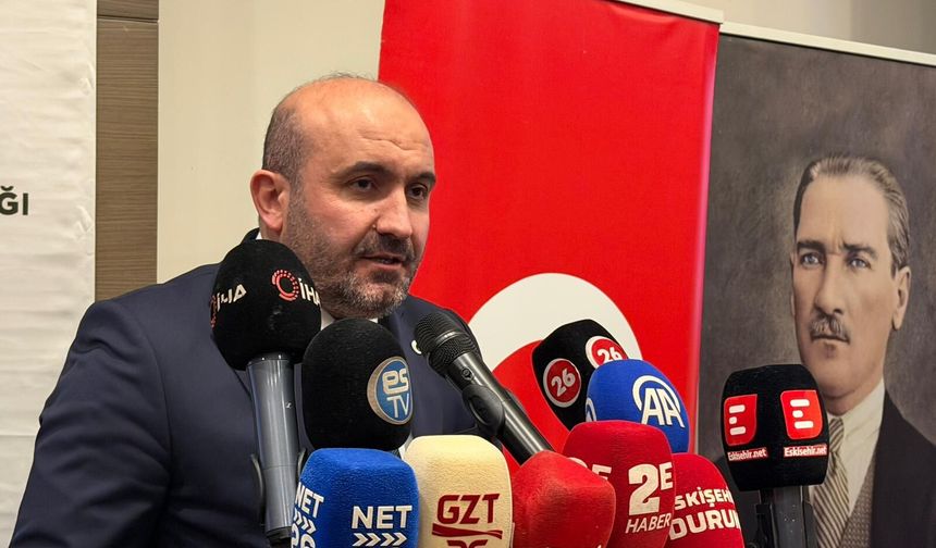 Albayrak'tan CHP’li belediyelere eleştiri: Gerçek hizmet icraatla olur