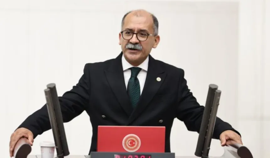 CHP Eskişehir Milletvekili Arslan’dan Atatürk’e hakarete suç duyurusu