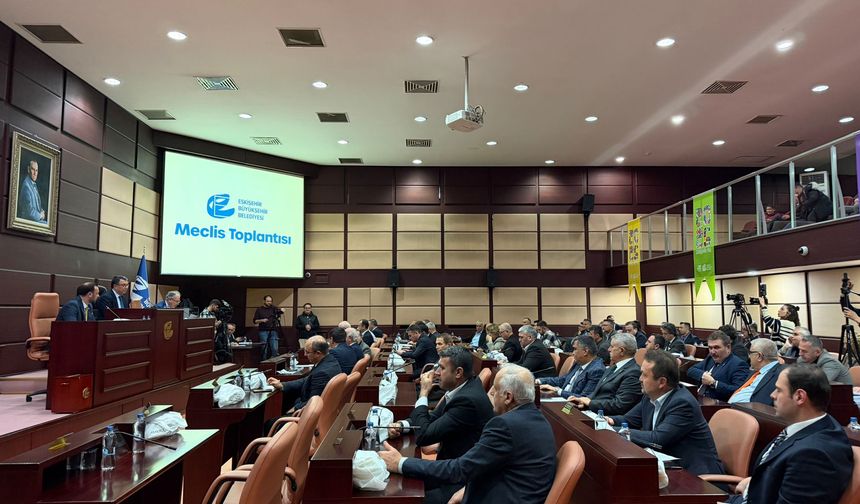 Eskişehir Büyükşehir Meclisi’nde evsel katı atık bedeli tartışması