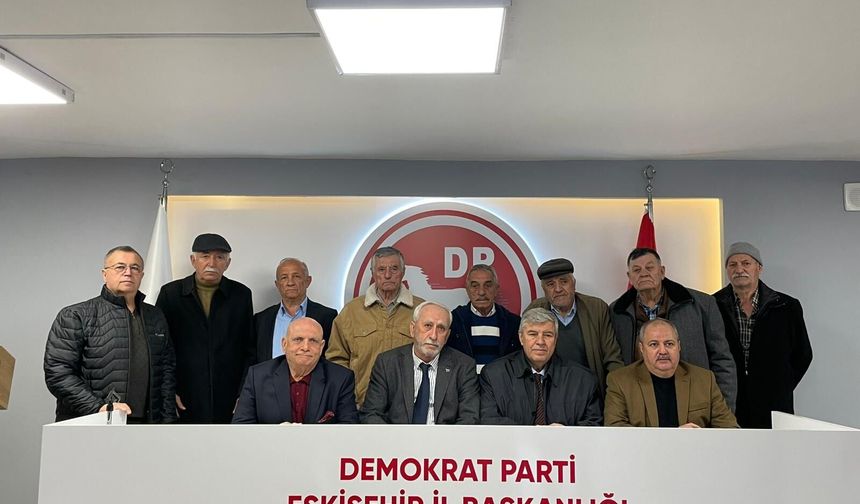 Demokrat Parti Tepebaşı İlçe Başkanlığı’ndan bayramlaşma programı