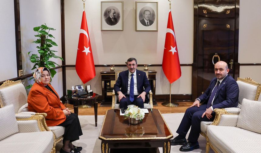 Eskişehir için Ankara’da önemli görüşme: Gürcan ve Albayrak’tan Cevdet Yılmaz’a ziyaret