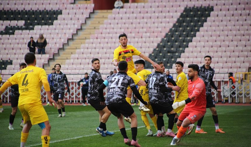 Şimşekler vites düşürmedi