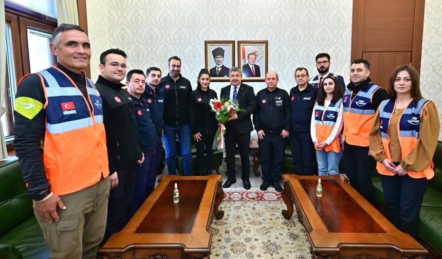 Vali Yılmaz'dan deprem gerçeğiyle ilgili önemli mesaj