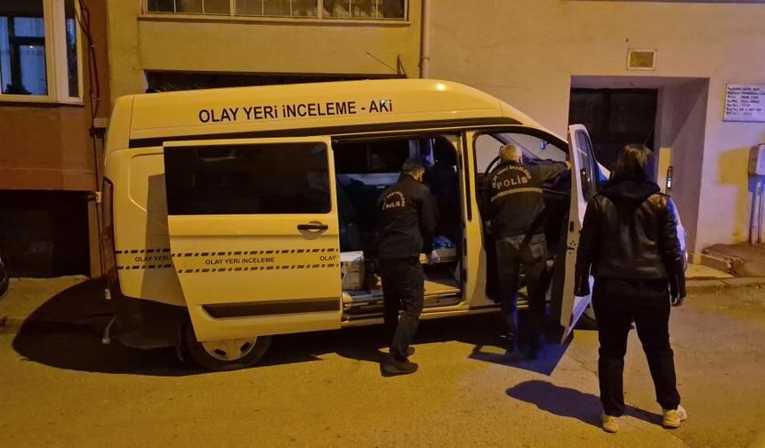 Eskişehir’de korkunç olay: Okul müdürü evinde ölü bulundu!