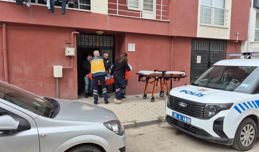 Eskişehir’de alzheimer hastası 89 yaşındaki kadın düştü: Dakikalarca yardım bekledi!