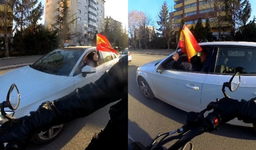 İki ülkenin dostluğu sosyal medyayı salladı: Eskişehir'de Türk ve İspanyol bayraklarıyla trafiğe çıktı!