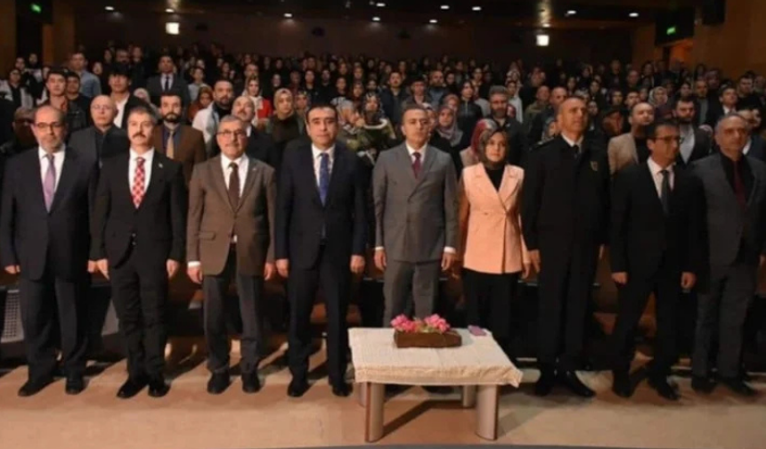 İstiklal Marşı Arapça okundu! Eskişehir'den de tepki geldi