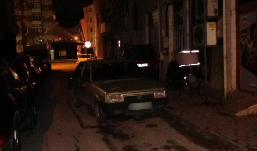 Eskişehir'de oto hırsızları polisten kaçamadı