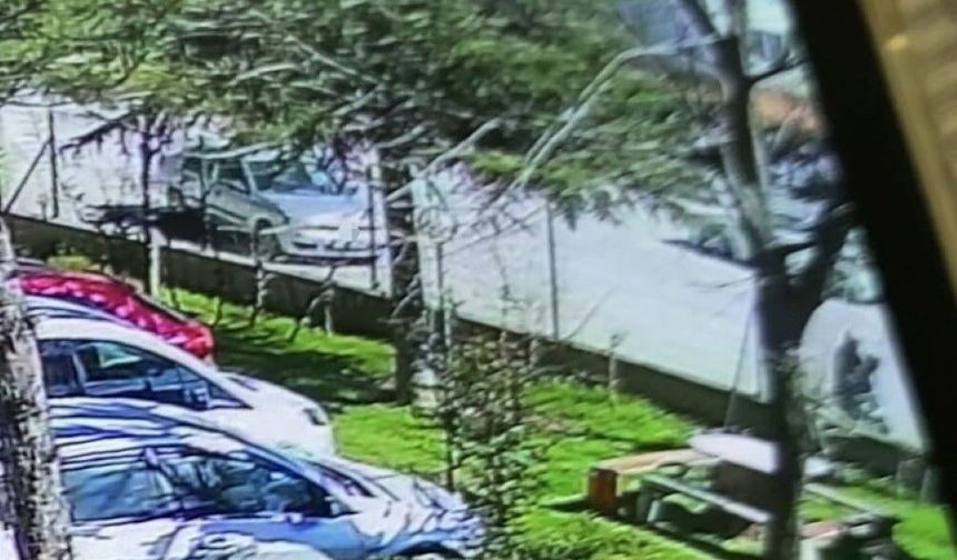 El freni çekilmeyen otomobil faciaya sebep oldu: 1 ölü, 2 ağır yaralı