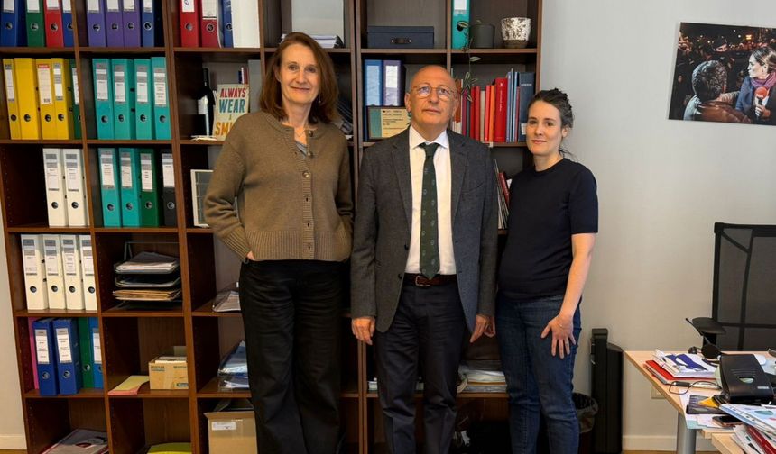 CHP’li Çakırözer Brüksel’de: IFJ, EFJ ve RSF temsilcileri ile bir araya geldi!