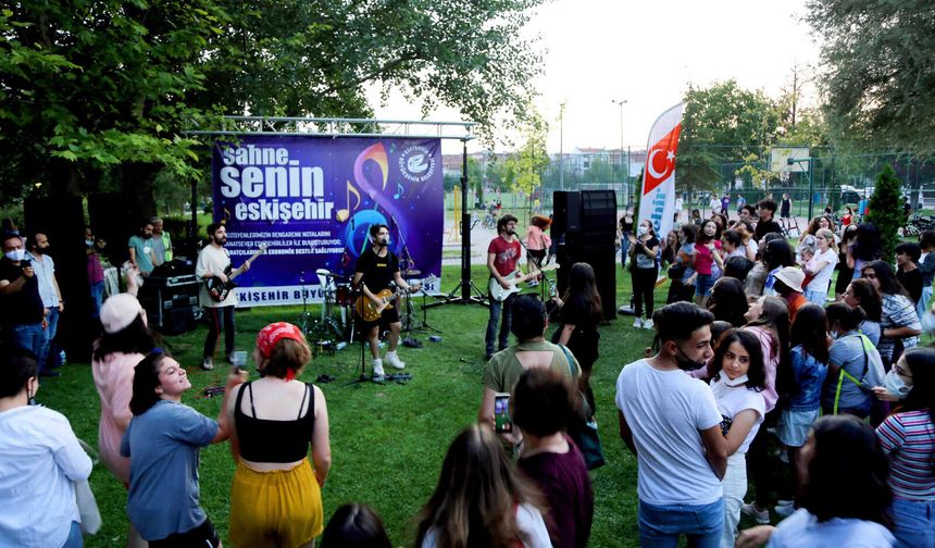 Eskişehir sokakları “Sokakta Müzik Var” etkinliğiyle şenleniyor