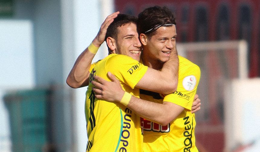 ES ES Söke’de seriyi sürdürdü