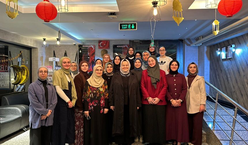 Ayşen Gürcan’dan sağlık çalışanları ve öğrencilerle anlamlı buluşma