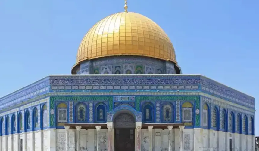 İsrail, Mescid-i Aksa’yı 59 yıl sonra ilk kez bayram namazına kapattı