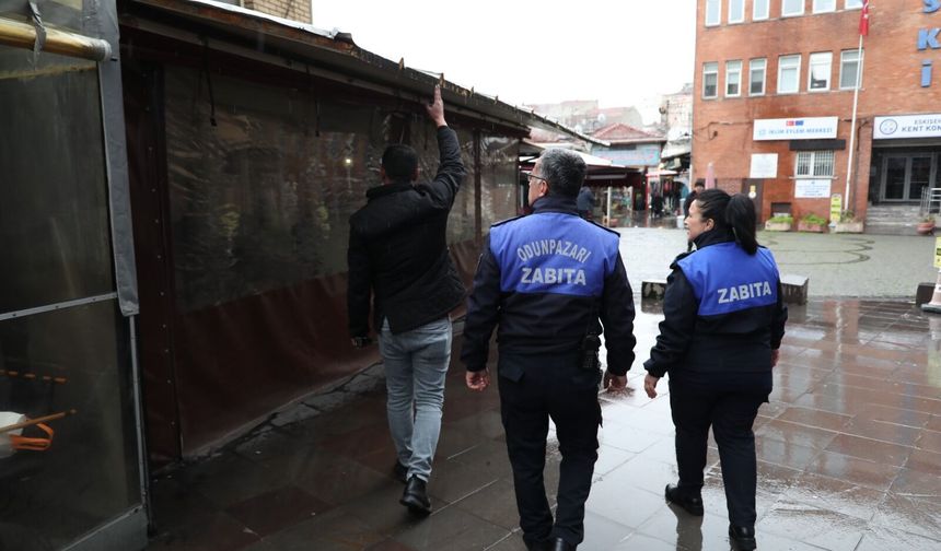 Odunpazarı’nda kaldırım işgallerine sıkı denetim: 7 gün süre verildi