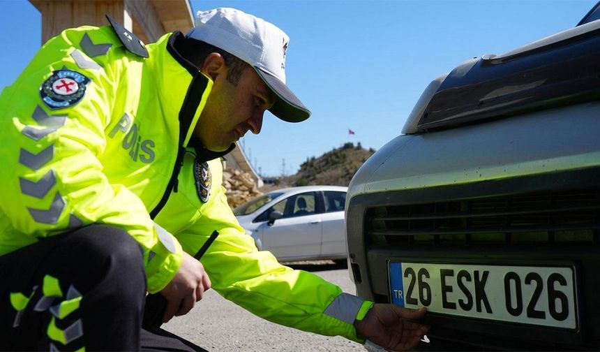 Eskişehir’de APP plaka yoğunluğu: “Sabah 08.30’dan itibaren telefonlar geliyor!”