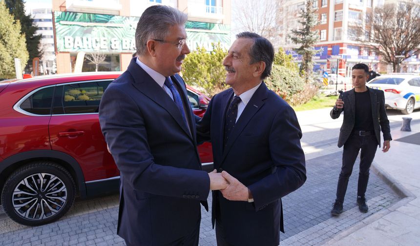 Vali Erdinç Yılmaz’dan Başkan Ataç’a ziyaret: Aramızda yılların dostluğu var