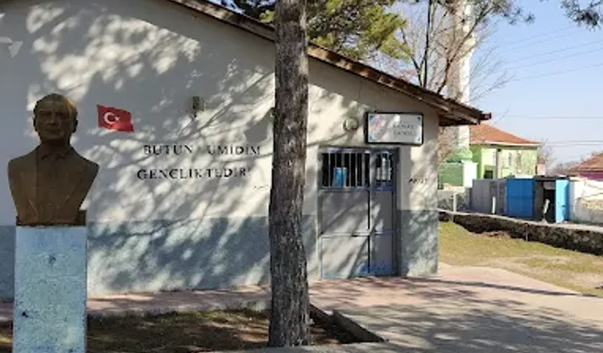 Eskişehir’de 2 öğretmene saldırı: Okula gitmekten korkuyoruz