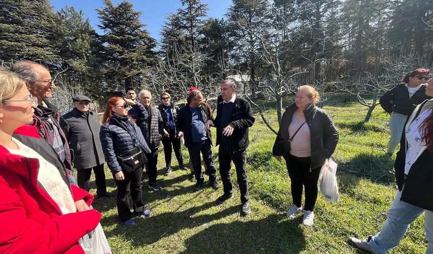 ESOGÜ’de “Bodur Meyvecilikte Budama ve Terbiye Teknikleri” eğitimi düzenlendi