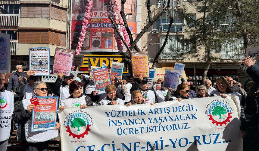 Eskişehir’de emeklilerden ikramiye tepkisi: “Faize ve yandaşa milyarlar var, emekliye yok”