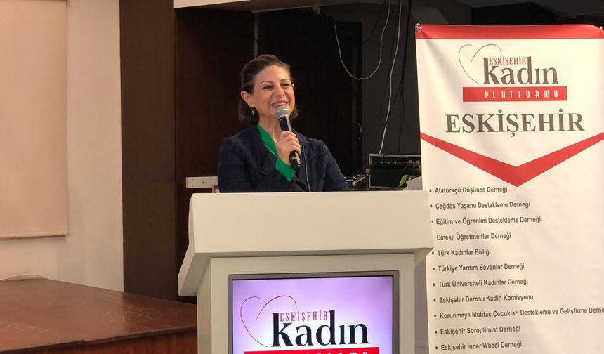 Eskişehir Kadın Platformu’ndan “Kadın Olmak” paneli!